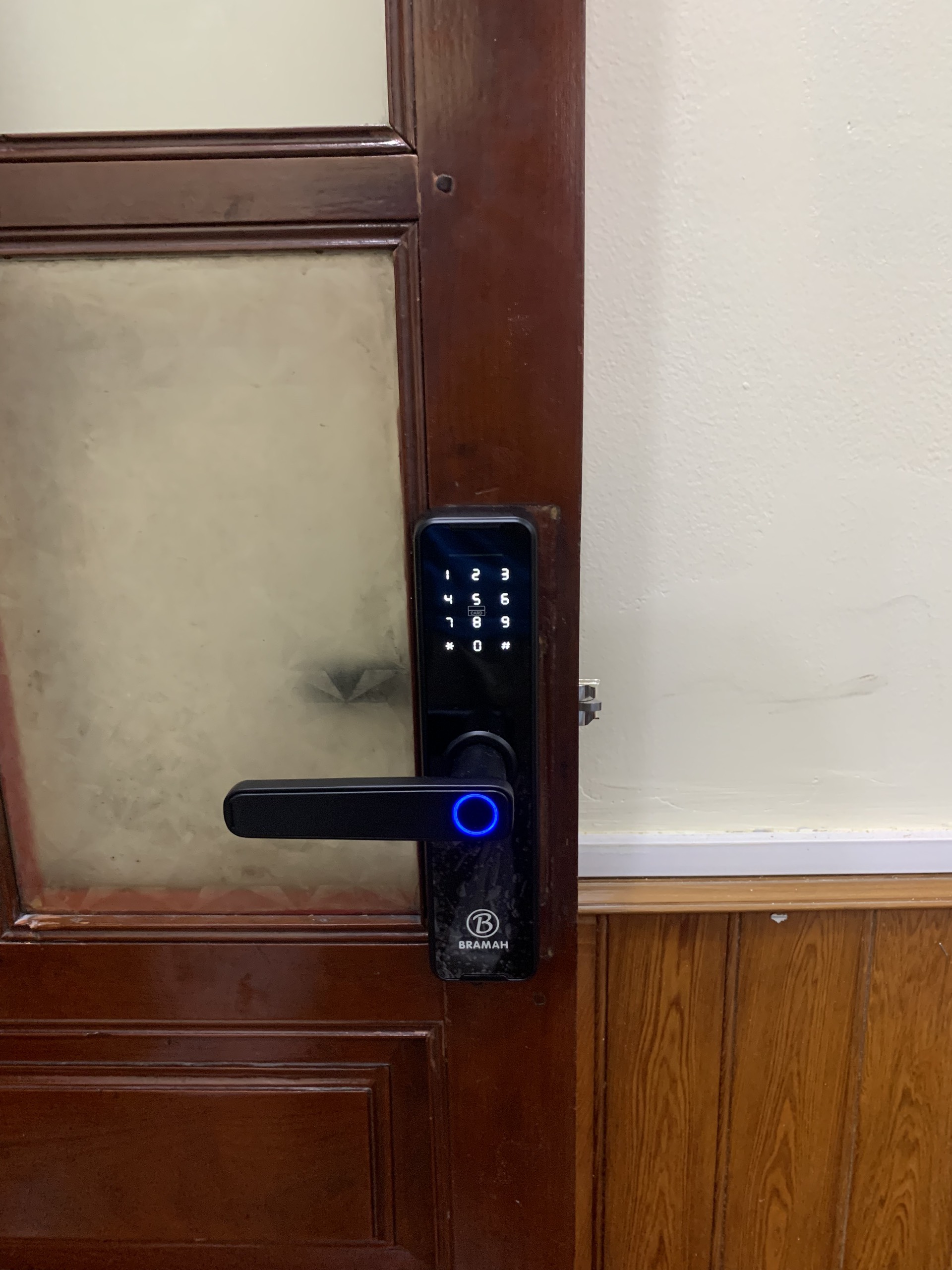 HÌNH ẢNH THỰC TẾ KHÓA VÂN TAY BRAMAH BM-400