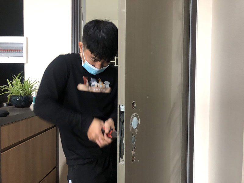 DỊCH VỤ LẮP ĐẶT KHÓA VÂN TAY TỐT NHẤT HIỆN NAY